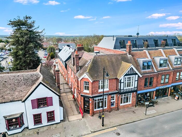 2 Bedroom Apartment For Sale In High Street, Billericay, CM12