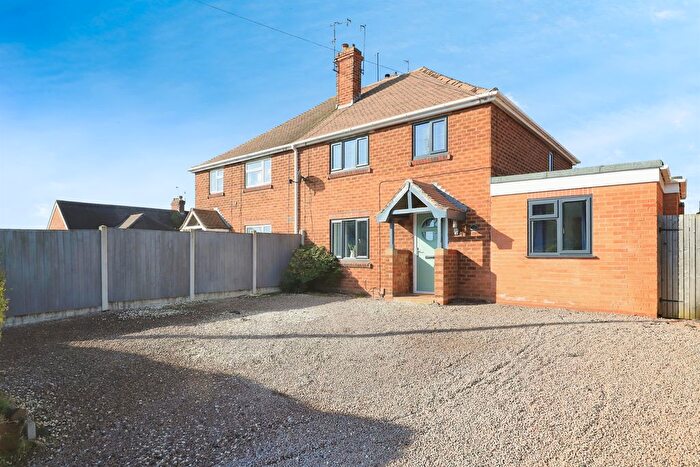 4 Bedroom Semi-Detached House For Sale In Hayes Road, Wolverley, Kidderminster, DY11