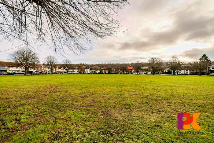 2 Bedroom Flat To Rent In The Green, Wooburn Green, HP10