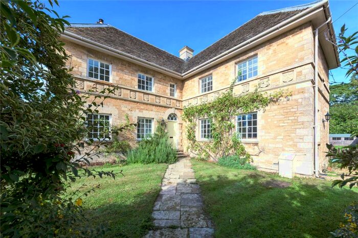 4 Bedroom House To Rent In Deene Park, Deene, Corby, NN17