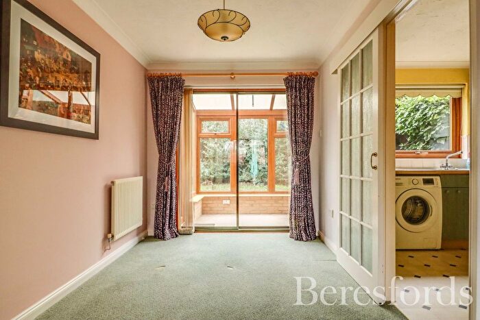 3 Bedroom End Of Terrace House For Sale In Greene View, Braintree, CM7