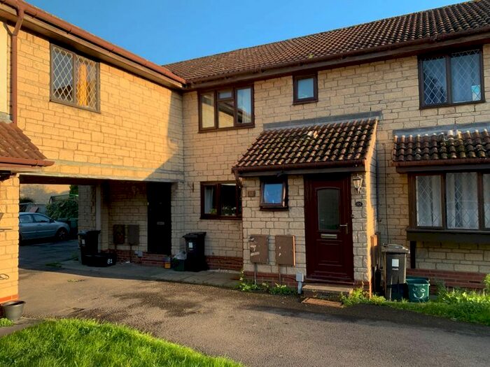 1 Bedroom Flat To Rent In Paddock Close, Bradley Stoke, Bristol, BS32