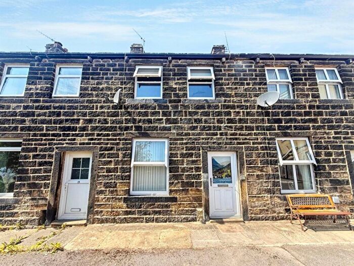 1 Bedroom Cottage For Sale In Spring Gardens, Silsden, Keighley, BD20