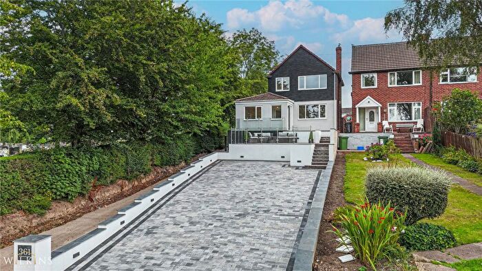 4 Bedroom Detached House For Sale In Wilnecote Lane, Tamworth, Staffordshire, B77