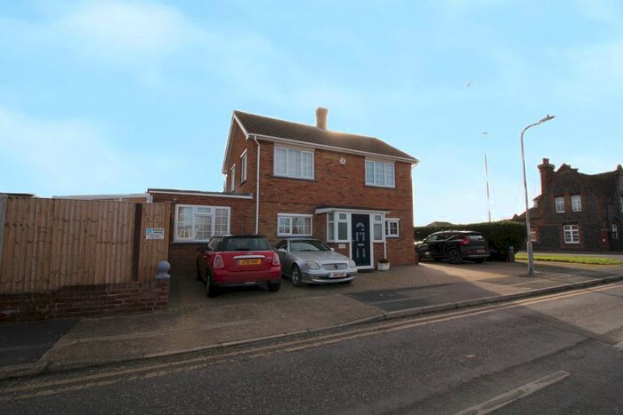 3 Bedroom End Of Terrace House To Rent In St. Peters Road, Margate CT9