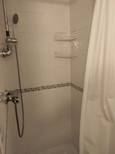 1 Bedroom Flat To Rent In Hyde Grove, Manchester, M13