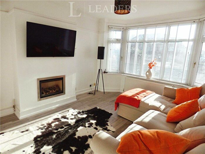 5 Bedroom Detached House For Sale In Lower Northam Road, Hedge End, Southampton, SO30