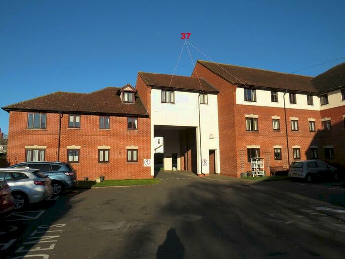 2 Bedroom Retirement Property For Sale In New Street, Ledbury, HR8