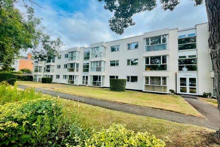 2 Bedroom Flat To Rent In Kenilworth Road, Leamington Spa, CV32