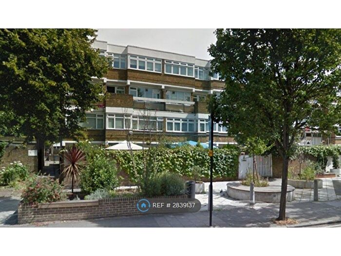 2 Bedroom Flat To Rent In William Brown Court, London, SE27
