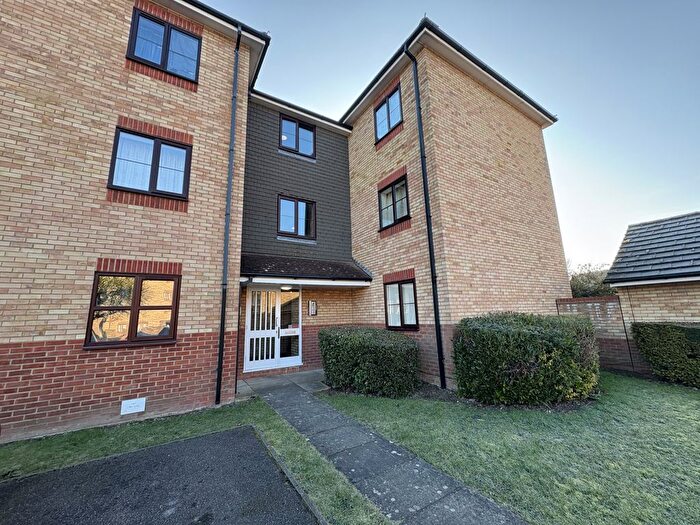 1 Bedroom Flat To Rent In Tamarin Gardens, Cambridge, CB1