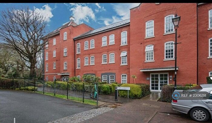 2 Bedroom Flat To Rent In Albany Gardens, Colchester, CO2
