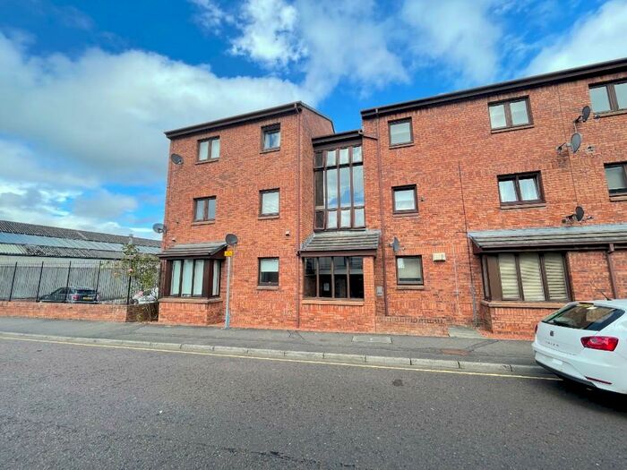2 Bedroom Flat To Rent In Saffronhall Lane, Hamilton, Lanarkshire, ML3