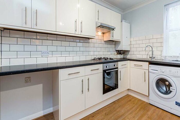 1 Bedroom Flat To Rent In Upper Street, Highbury & Islington, N1