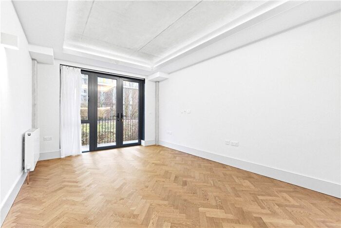 1 Bedroom Flat To Rent In Latimer Road, North Kensington, London, W10