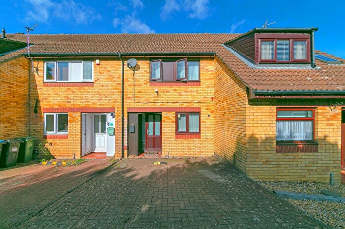 2 Bedroom Terraced House For Sale In Colston Bassett, Emerson Valley, MK4