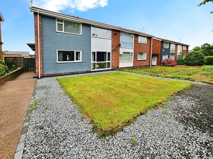 2 Bedroom Flat To Rent In Stamfordham Road, Westerhope, Newcastle Upon Tyne, NE5