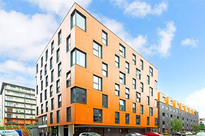 2 Bedroom Flat For Sale In Advent Way, Manchester, Greater Manchester, M4