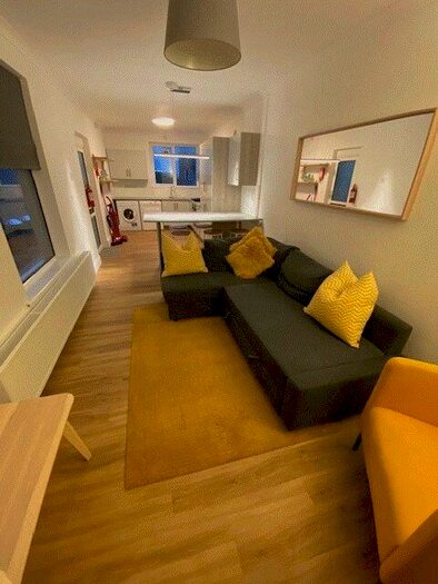 5 Bedroom House To Rent In Glanmor Road, Uplands, Swansea, SA2