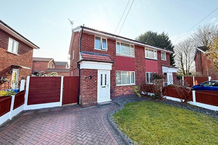 3 Bedroom Semi-Detached House To Rent In Forest Gardens, Partington, Manchester, M31