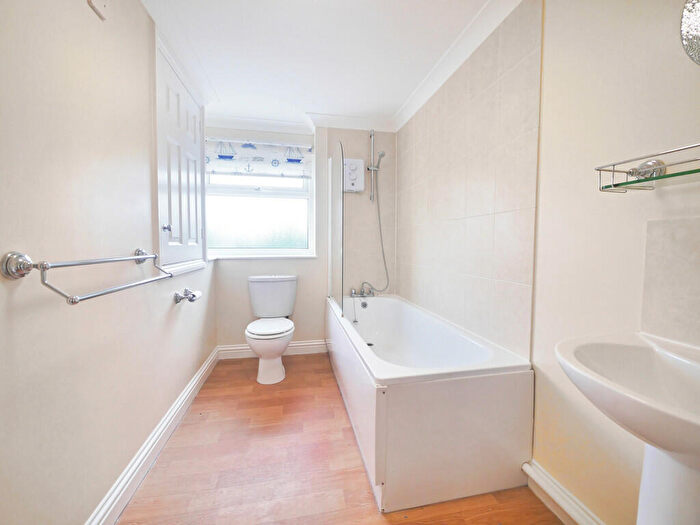 1 Bedroom Terraced House To Rent In Bicester, Oxfordshire, OX26
