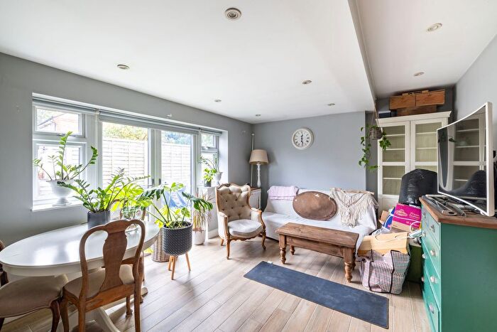 1 Bedroom Property To Rent In Gloucester Road, Emperor House, CR0