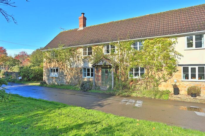 4 Bedroom Semi-Detached House For Sale In Water Street, Barrington, Ilminster, TA19