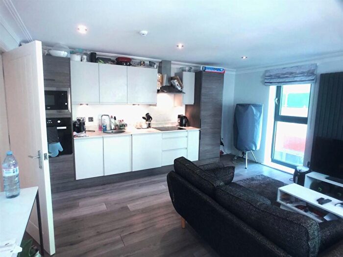 2 Bedroom Apartment To Rent In Concord House, Leylands Road, Leeds, LS2