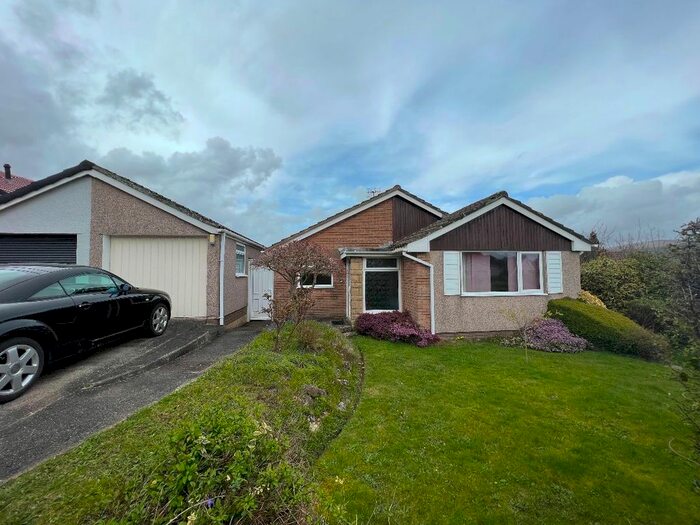 2 Bedroom Detached House For Sale In Orchard Close, Gilwern, Abergavenny, NP7