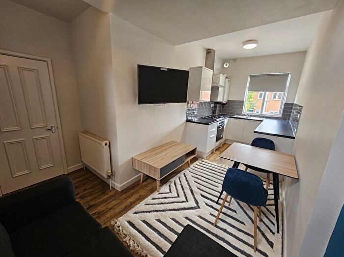 1 Bedroom Apartment To Rent In Clemens Street, Leamington Spa, CV31