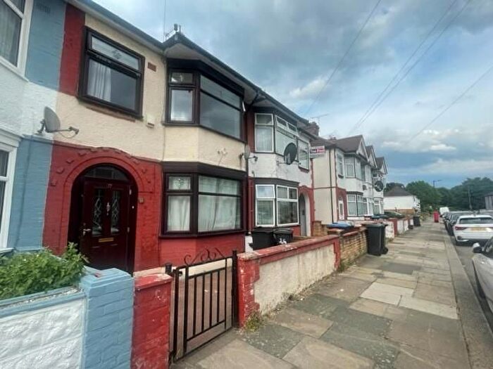 3 Bedroom Property To Rent In Cavendish Road, Edmonton, London, N18