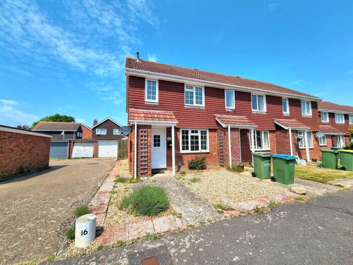 3 Bedroom House To Rent In Barlow Close, Fareham, PO14