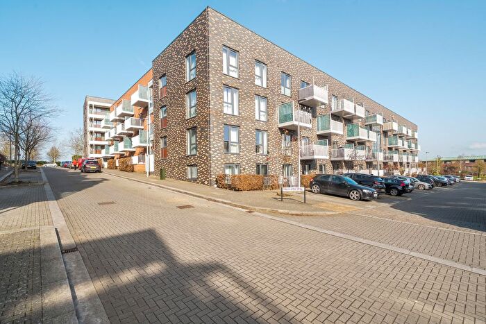 1 Bedroom Flat For Sale In Henrietta Way, Milton Keynes, MK9