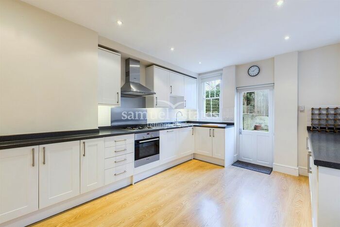 4 Bedroom Terraced House To Rent In Lydon Road, Clapham, SW4