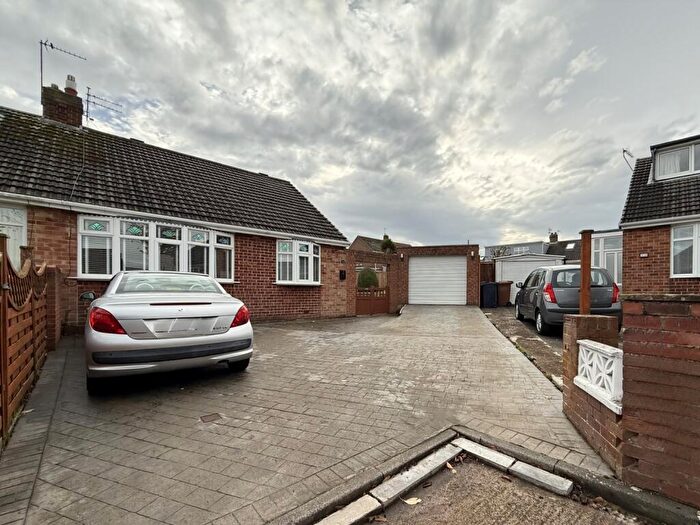 2 Bedroom Semi-Detached Bungalow For Sale In Dudley Gardens, Sunderland, SR3