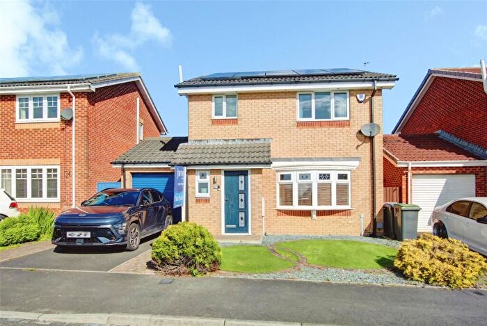 3 Bedroom Detached House For Sale In Greenways, Consett, County Durham, DH8