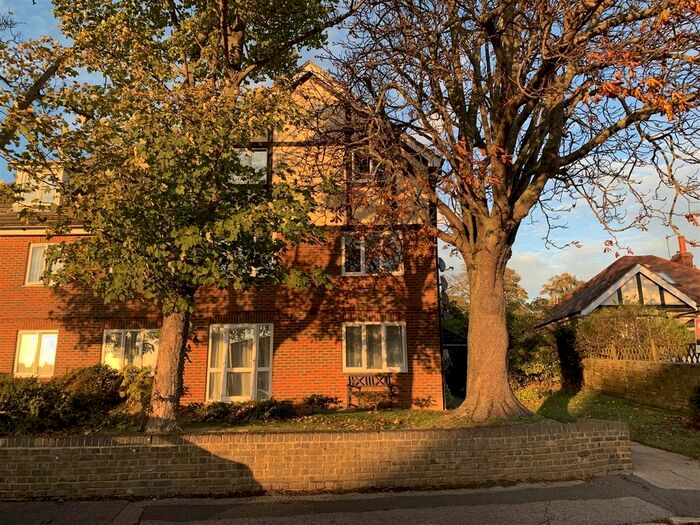 2 Bedroom Flat To Rent In Dane Park Road, Ramsgate, CT11