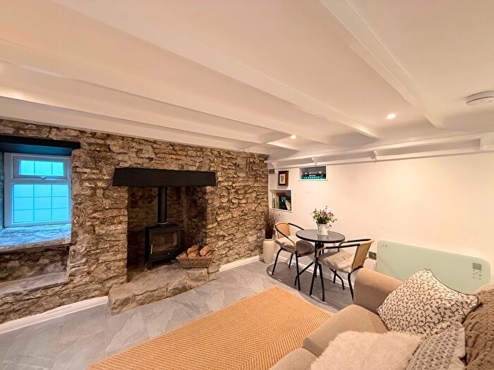 1 Bedroom Cottage For Sale In Elm Cottages, Laleston, Bridgend, CF32