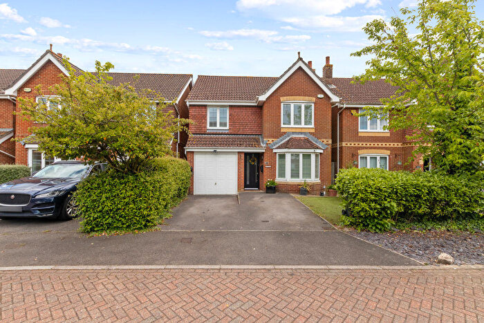 4 Bedroom Detached House For Sale In Nicolson Close, Chichester, PO20