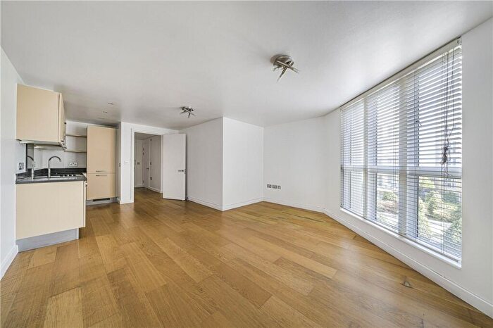 2 Bedroom Apartment For Sale In Water Gardens Square, London, SE16