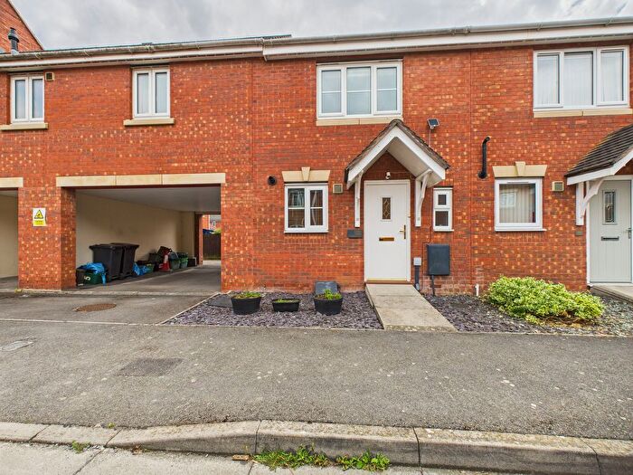 2 Bedroom Terraced House For Sale In Crusader Close, Bridgwater, TA6