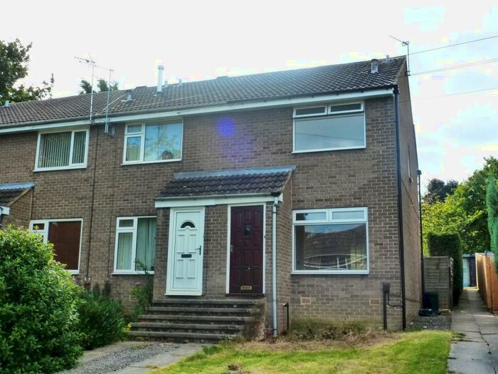 2 Bedroom Terraced House To Rent In Lincoln Grove, Harrogate, HG3