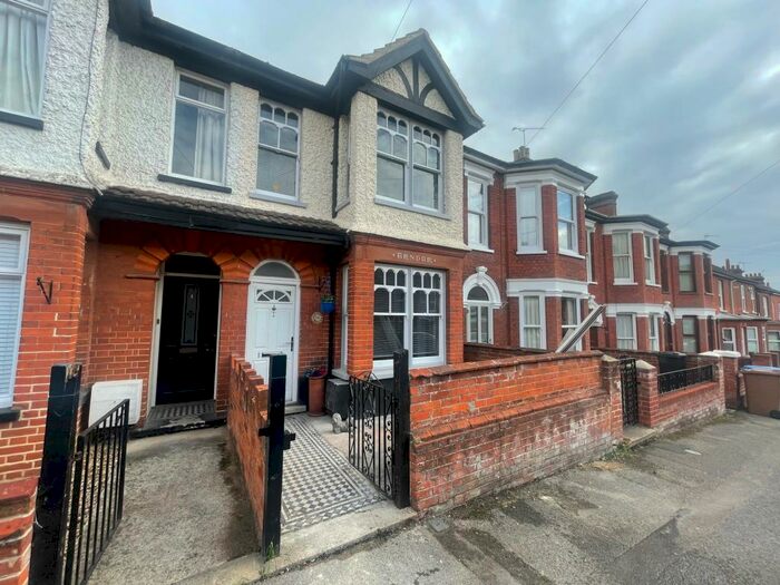 3 Bedroom Terraced House To Rent In Broom Hill Road, Ipswich, IP1