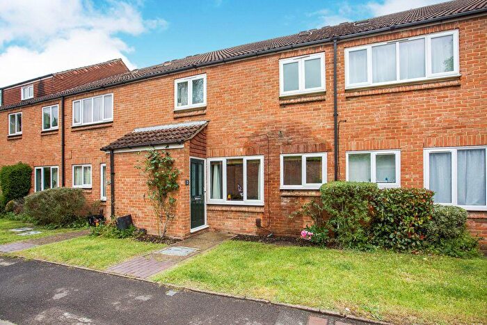 2 Bedroom Flat To Rent In Mulberry Court, Rose Street, Wokingham, RG40