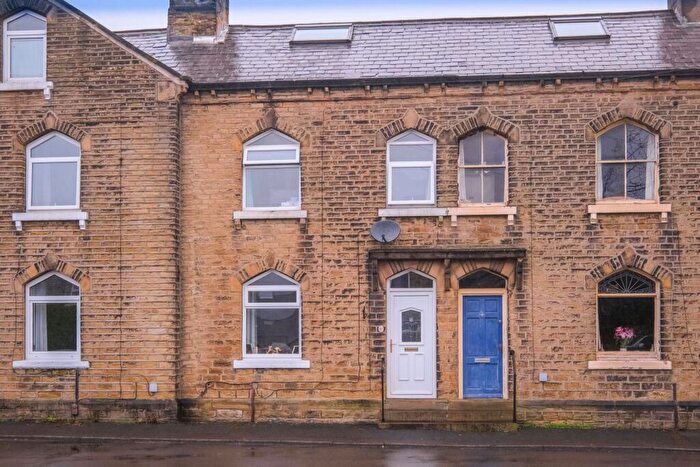 3 Bedroom Terraced House For Sale In Coniston Road, Meltham, HD9