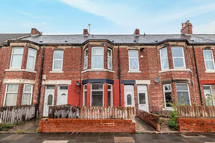 2 Bedroom Flat To Rent In Spencer Street, Newcastle Upon Tyne, NE6