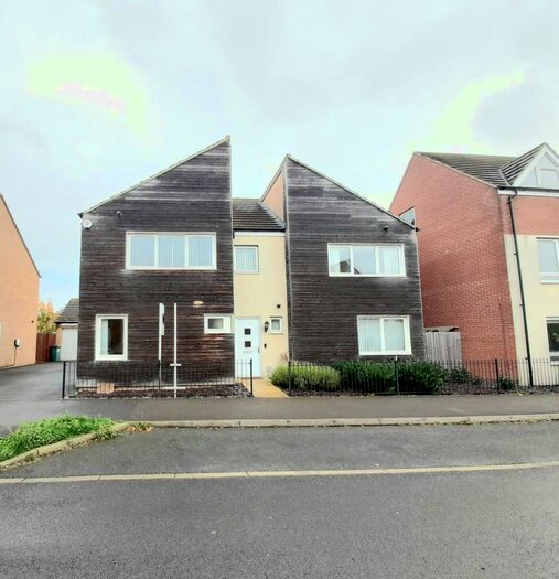 4 Bedroom House To Rent In Southwold Crescent, Broughton, MK10