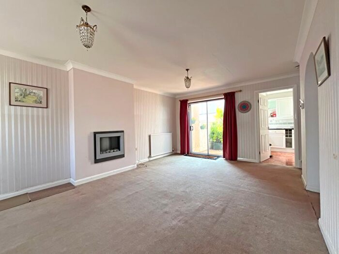 3 Bedroom Terraced House For Sale In Coburg Road, Sidmouth, EX10