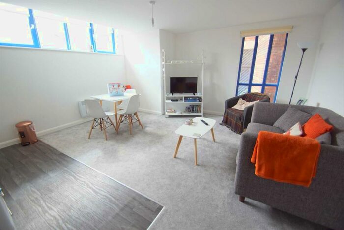 2 Bedroom Flat To Rent In Meridian House, Armley, Leeds, LS12