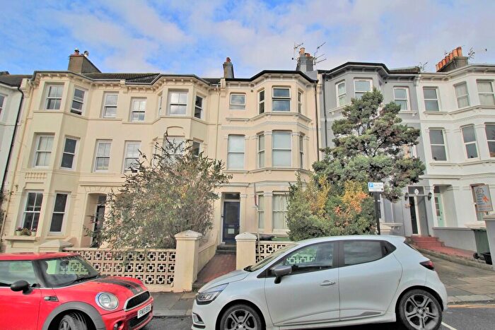 2 Bedroom Flat For Sale In Ditchling Rise, Brighton, BN1